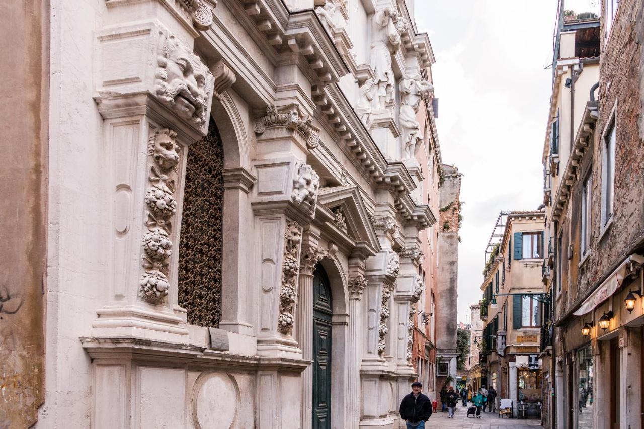 Doge'S Pantheon & St.Mark School In Hidden Venezia Esterno foto