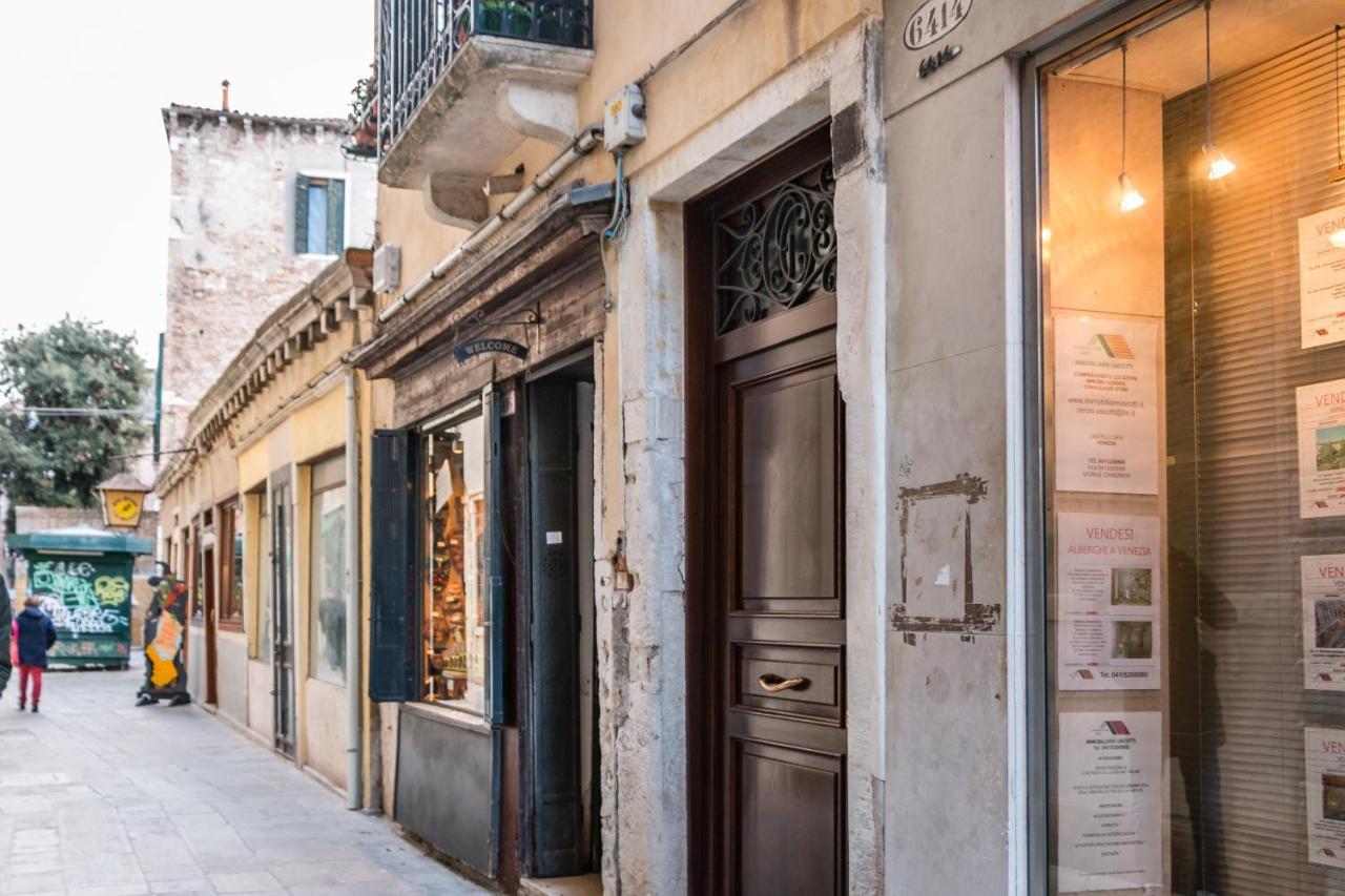 Doge'S Pantheon & St.Mark School In Hidden Venezia Esterno foto